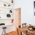 Apartment Com Graca